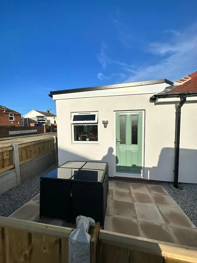 Seashell Cottage - Dog Friendly 1 Bed Cottage Close To The Sea Hornsea 0*,
